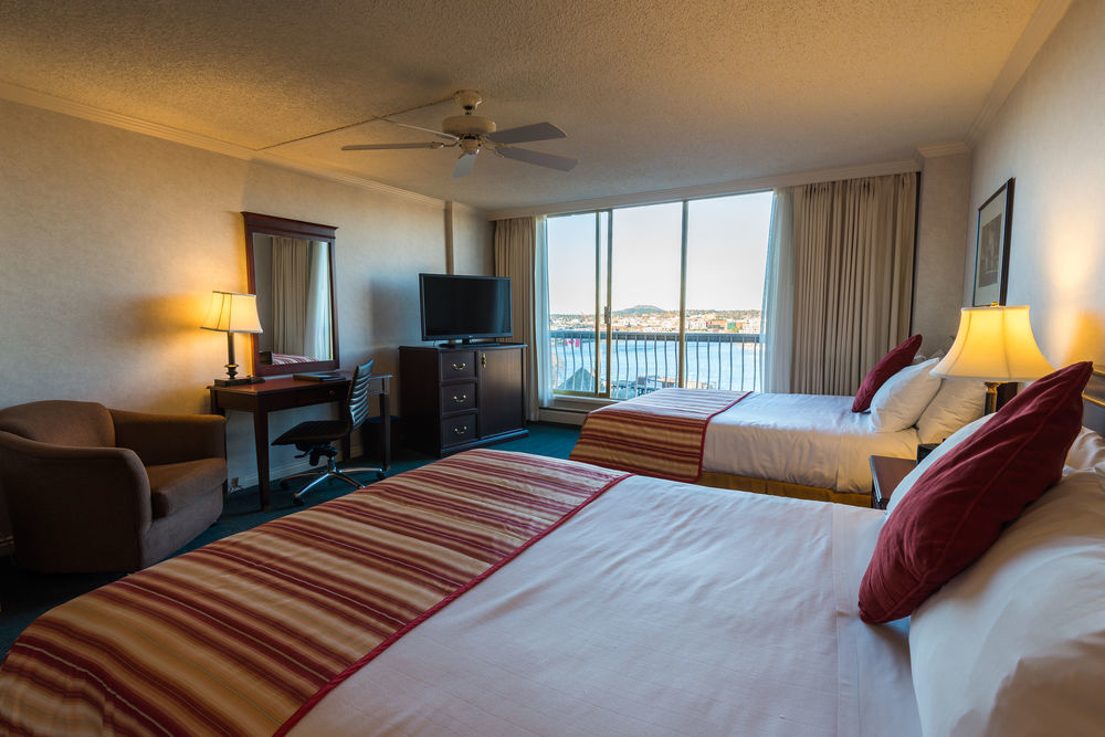 Harbour Towers Hotel & Suites Victoria Buitenkant foto